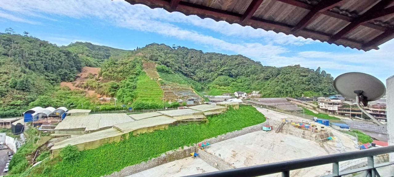 Mary Apt @ Equatorial Hill Resort Cameron Highlands Eksteriør bilde